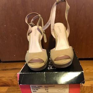 Madonna Beige 2.5 inches heels
